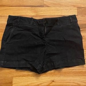 Ann Taylor LOFT Dark Wash Jean Shorts NWT size 10
